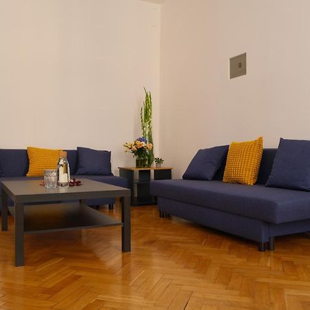 Apartamenty Nic クラクフ エクステリア 写真