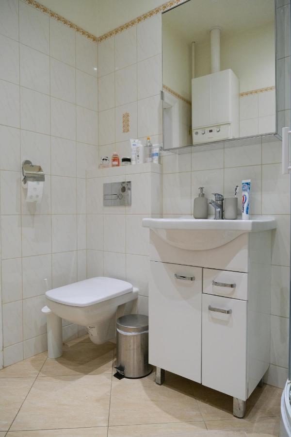 Apartamenty Nic クラクフ エクステリア 写真