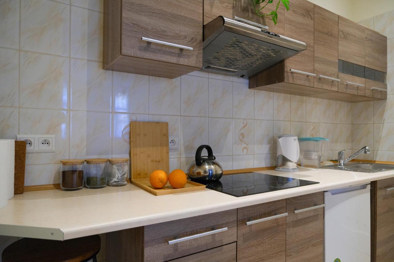 Apartamenty Nic クラクフ エクステリア 写真